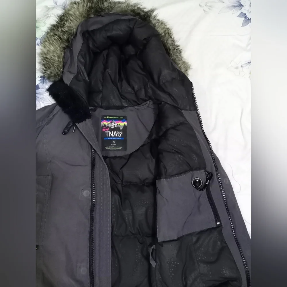 Aritzia Golden by TNA Down Bancroft Parka Grey - Picture 7 of 8